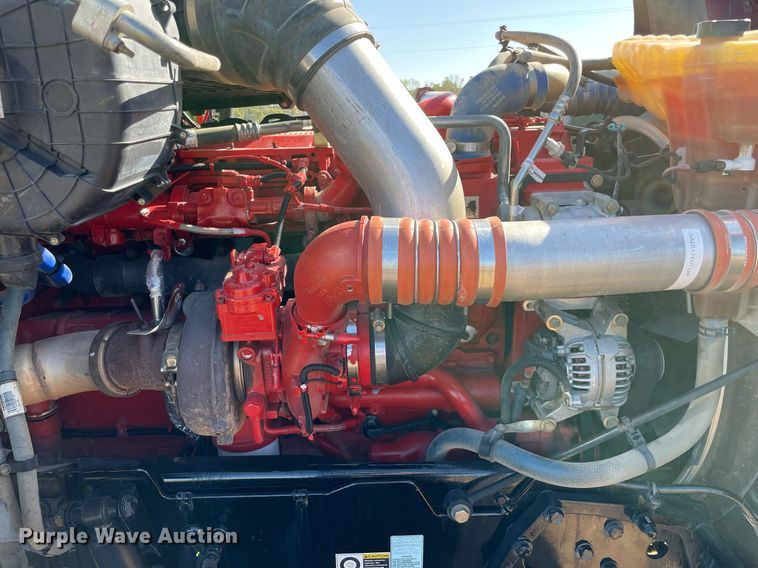 image for item NA9680 2020 Kenworth T880  semi truck