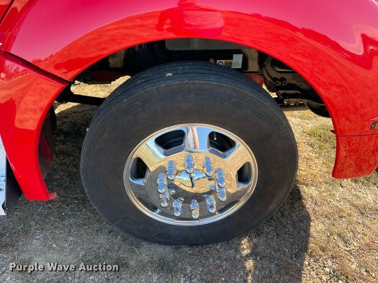 image for item NA9680 2020 Kenworth T880  semi truck