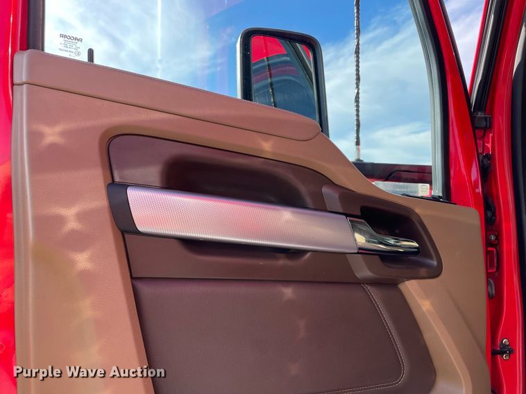 image for item NA9681 2020 Kenworth T880  semi truck