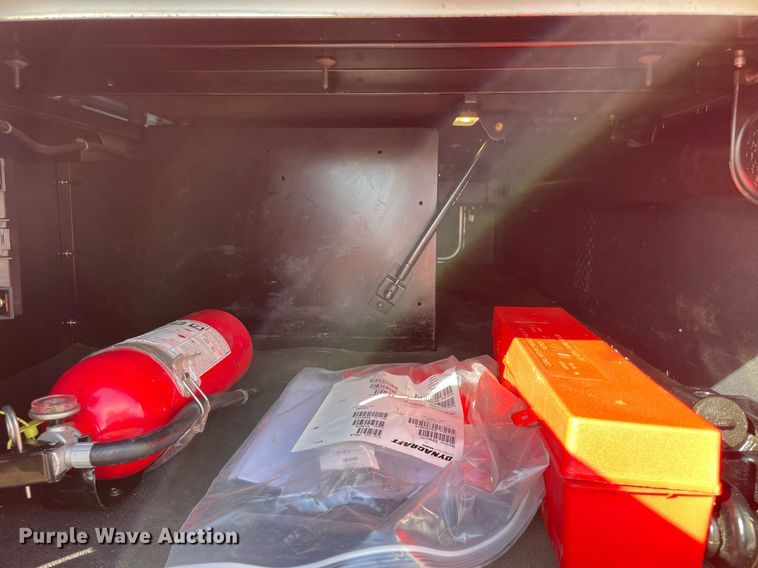 image for item NA9681 2020 Kenworth T880  semi truck