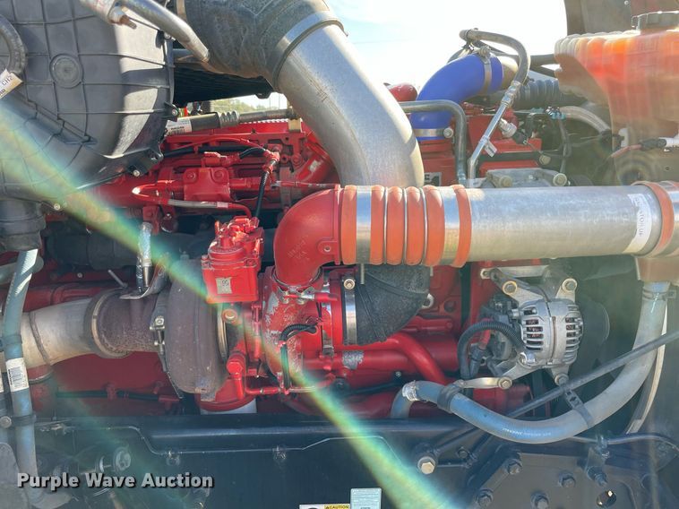 image for item NA9681 2020 Kenworth T880  semi truck