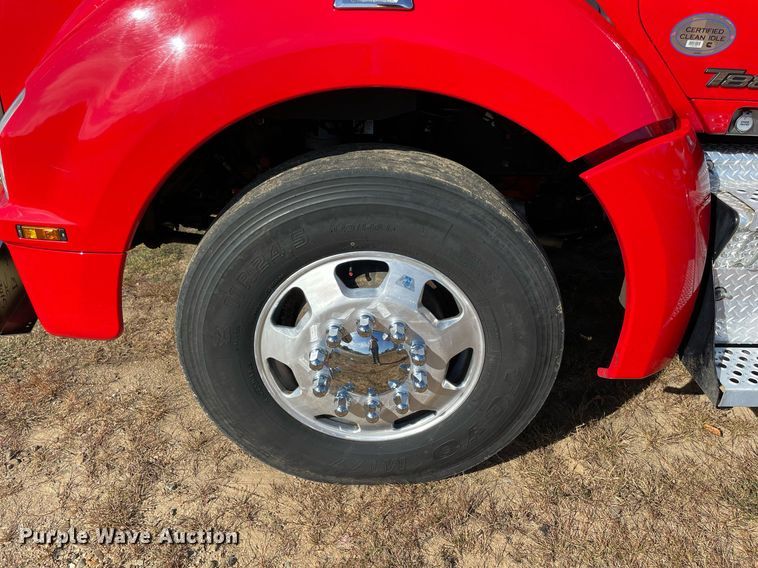 image for item NA9681 2020 Kenworth T880  semi truck