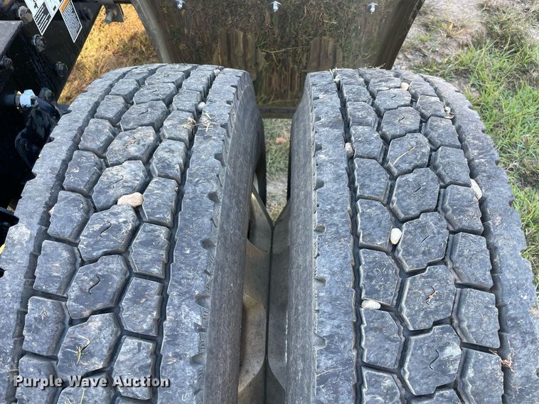 image for item NA9681 2020 Kenworth T880  semi truck