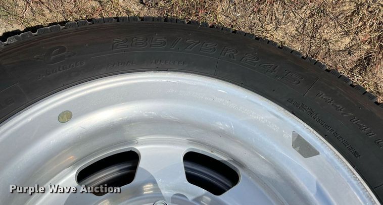 image for item NA9681 2020 Kenworth T880  semi truck