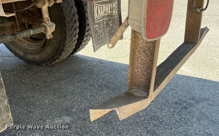 image for item NI9054 1999 GMC C6500  dump flatbed truck