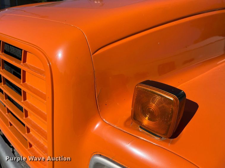 image for item NI9054 1999 GMC C6500  dump flatbed truck