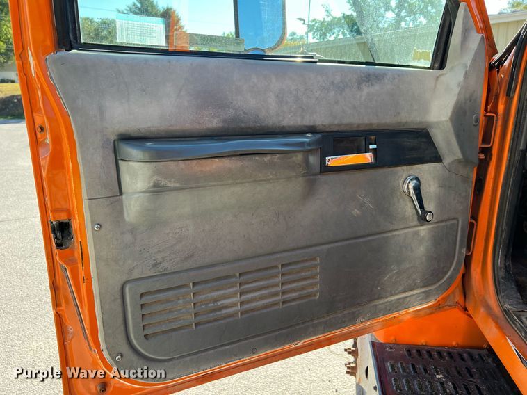 image for item NI9054 1999 GMC C6500  dump flatbed truck