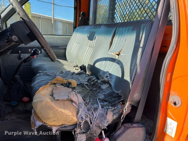 image for item NI9054 1999 GMC C6500  dump flatbed truck