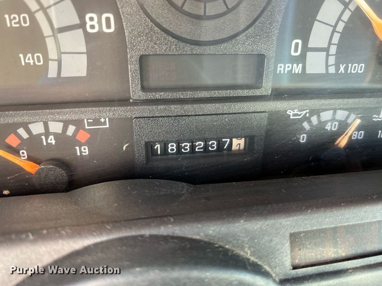 image for item NI9054 1999 GMC C6500  dump flatbed truck