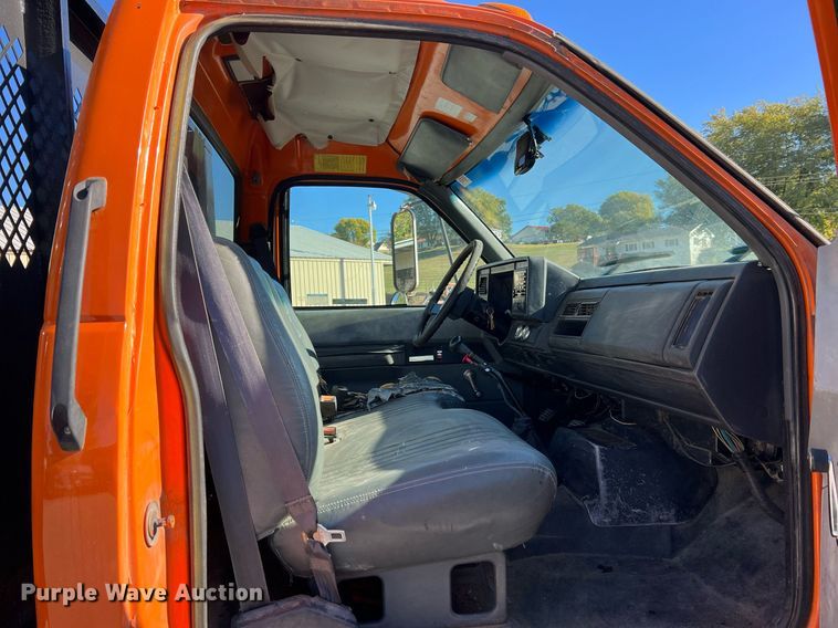 image for item NI9054 1999 GMC C6500  dump flatbed truck