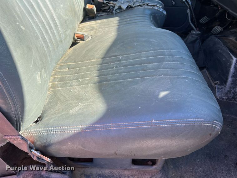 image for item NI9054 1999 GMC C6500  dump flatbed truck