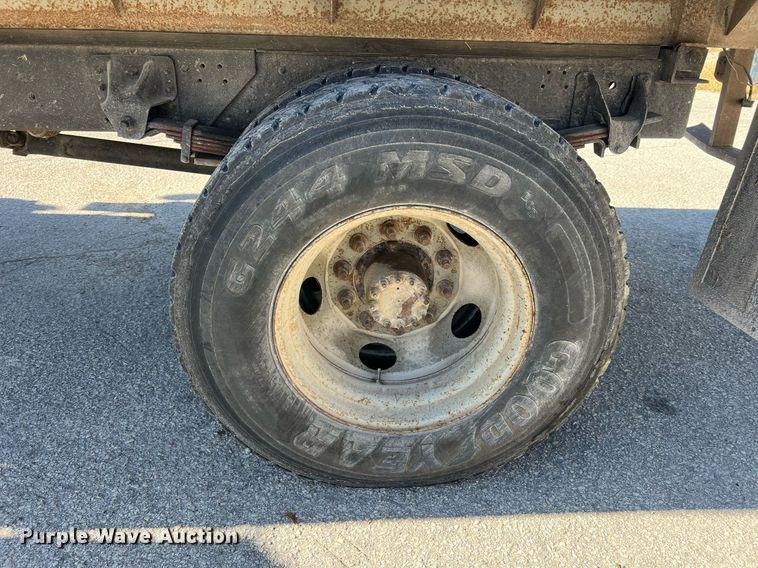 image for item NI9054 1999 GMC C6500  dump flatbed truck