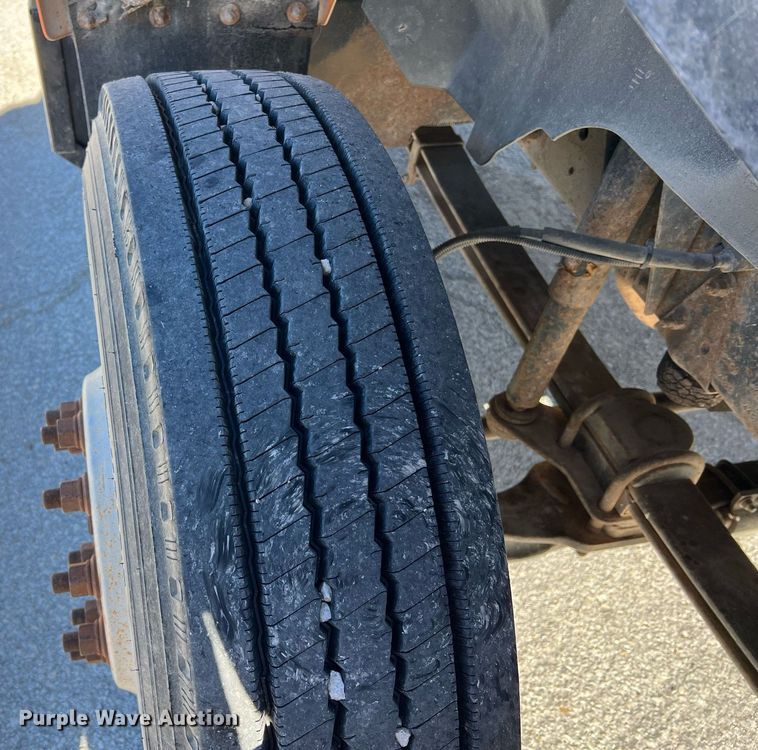 image for item NI9054 1999 GMC C6500  dump flatbed truck