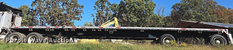 image for item NP9028 2004 Fontaine TFTW-6-8048WSAWK  flatbed trailer