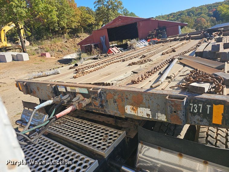 image for item NP9028 2004 Fontaine TFTW-6-8048WSAWK  flatbed trailer