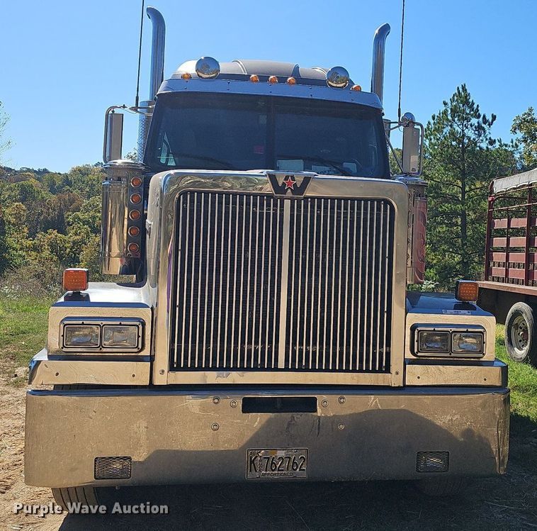 image for item NP9029 2005 Western Star 4900 EX  semi truck