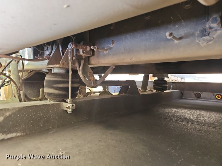 image for item NP9029 2005 Western Star 4900 EX  semi truck