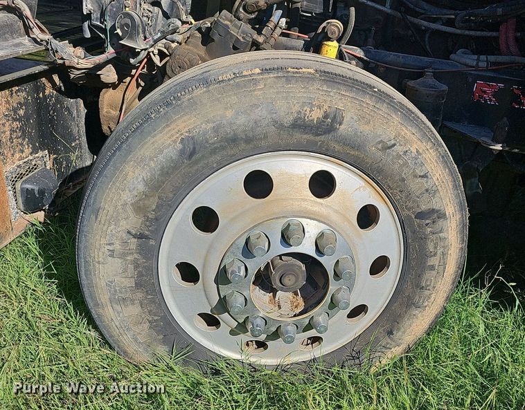 image for item NP9029 2005 Western Star 4900 EX  semi truck