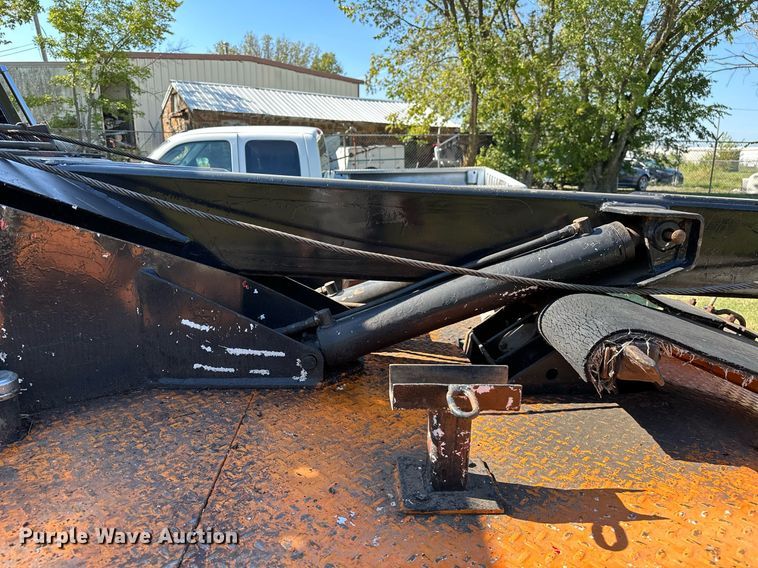 image for item NQ9328 1990 Chevrolet Kodiak C6500  tow truck