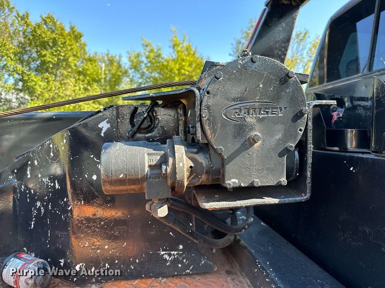 image for item NQ9328 1990 Chevrolet Kodiak C6500  tow truck