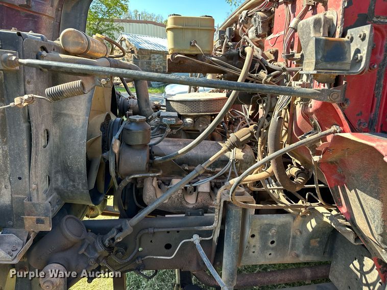 image for item NQ9328 1990 Chevrolet Kodiak C6500  tow truck