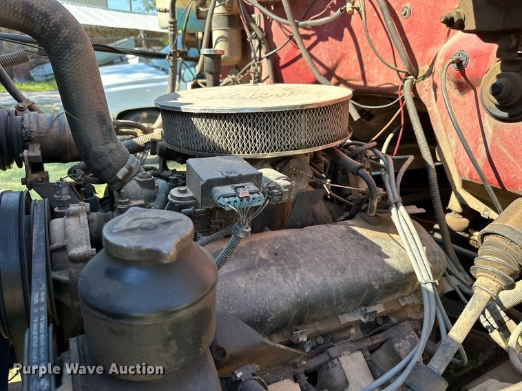 image for item NQ9328 1990 Chevrolet Kodiak C6500  tow truck