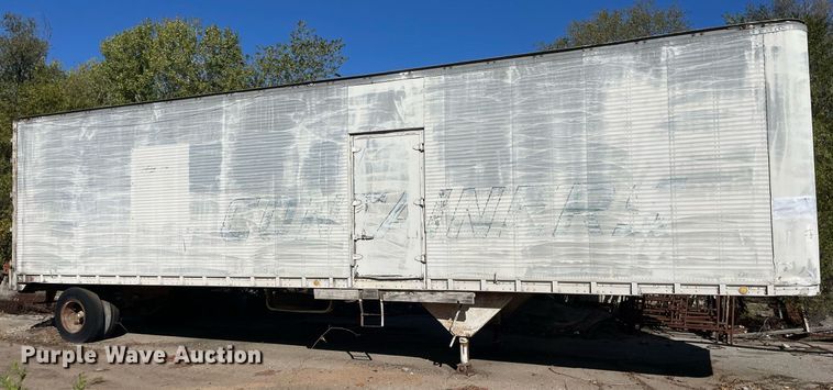 image for item NX9915 1970 Gindy  dry van trailer