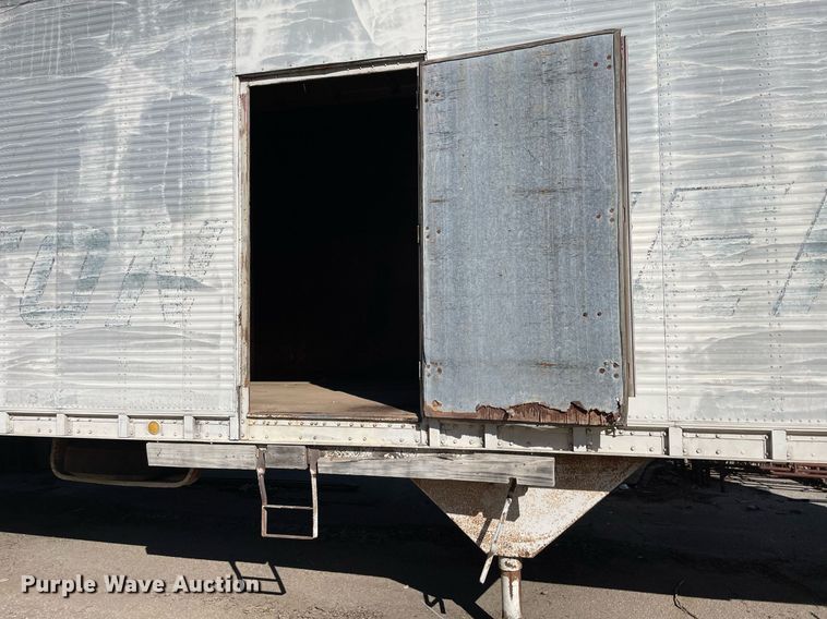 image for item NX9915 1970 Gindy  dry van trailer