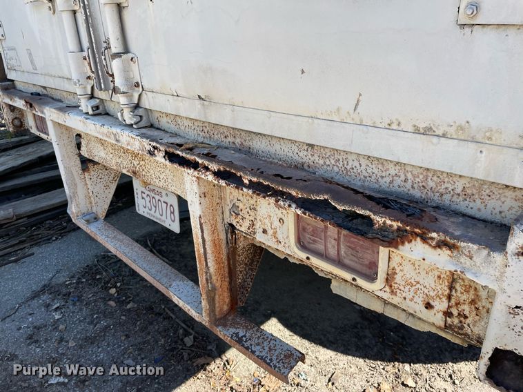 image for item NX9915 1970 Gindy  dry van trailer