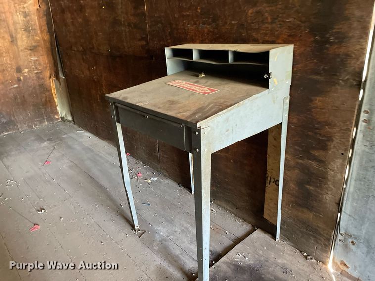 image for item NX9915 1970 Gindy  dry van trailer