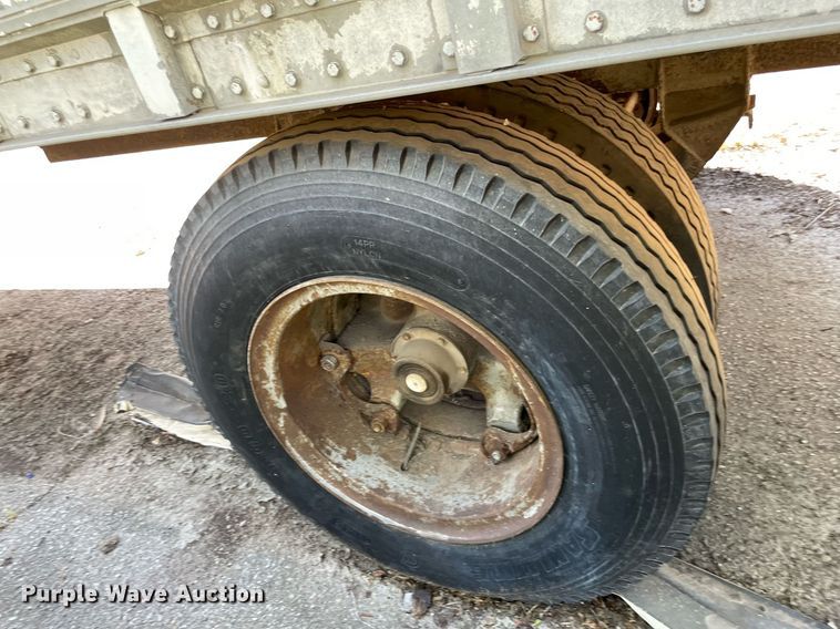 image for item NX9915 1970 Gindy  dry van trailer