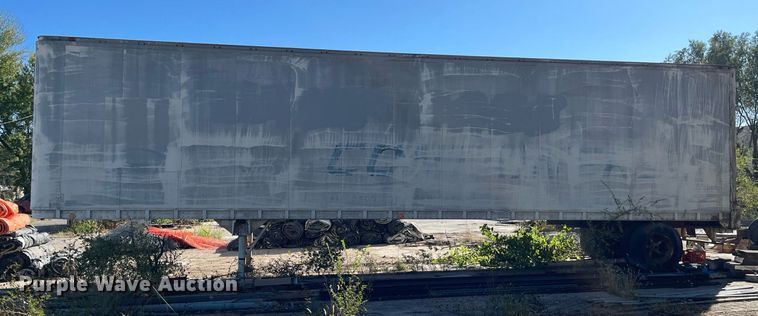 image for item NX9916 1969 Gindy  dry van trailer