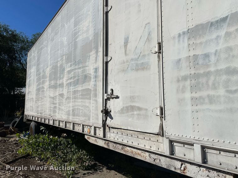 image for item NX9916 1969 Gindy  dry van trailer