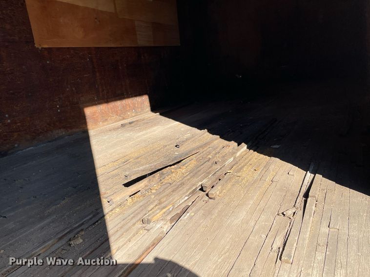 image for item NX9916 1969 Gindy  dry van trailer