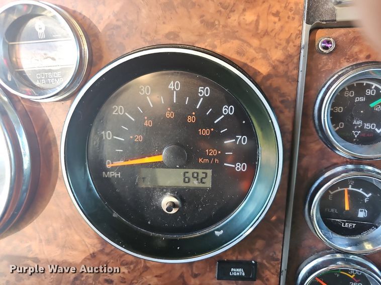 image for item OG9539 2003 Kenworth W900  semi truck