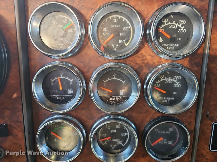 image for item OG9539 2003 Kenworth W900  semi truck