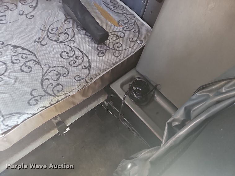 image for item OG9539 2003 Kenworth W900  semi truck