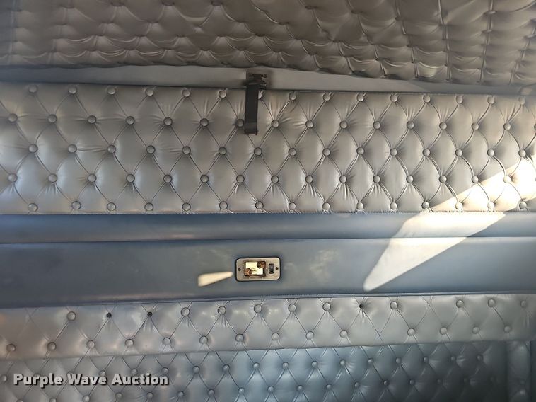 image for item OG9539 2003 Kenworth W900  semi truck