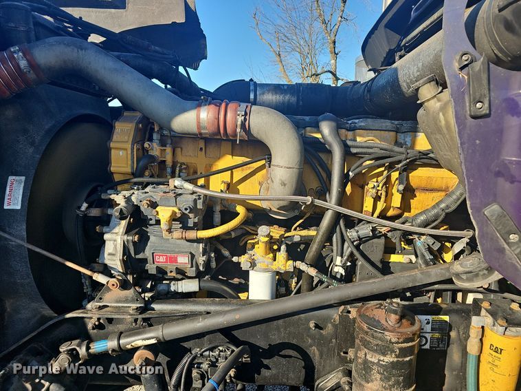 image for item OG9539 2003 Kenworth W900  semi truck