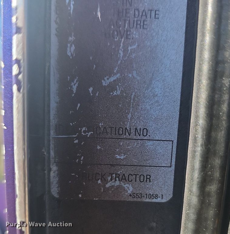 image for item OG9539 2003 Kenworth W900  semi truck