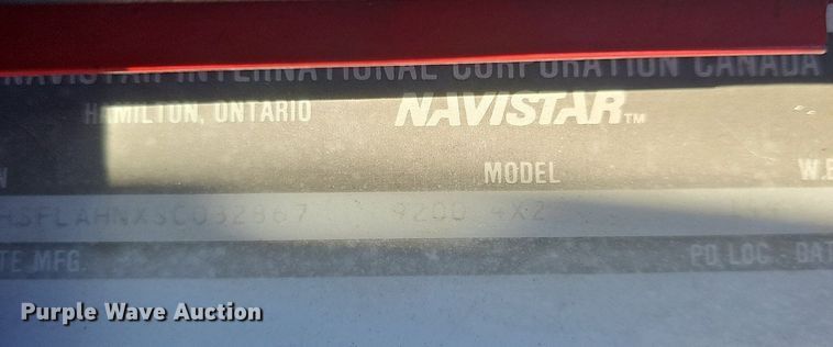 image for item OG9546 1995 International 9200  semi truck