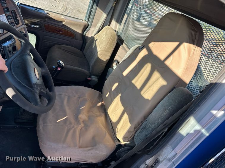 image for item OK9026 2007 Peterbilt 378  semi truck