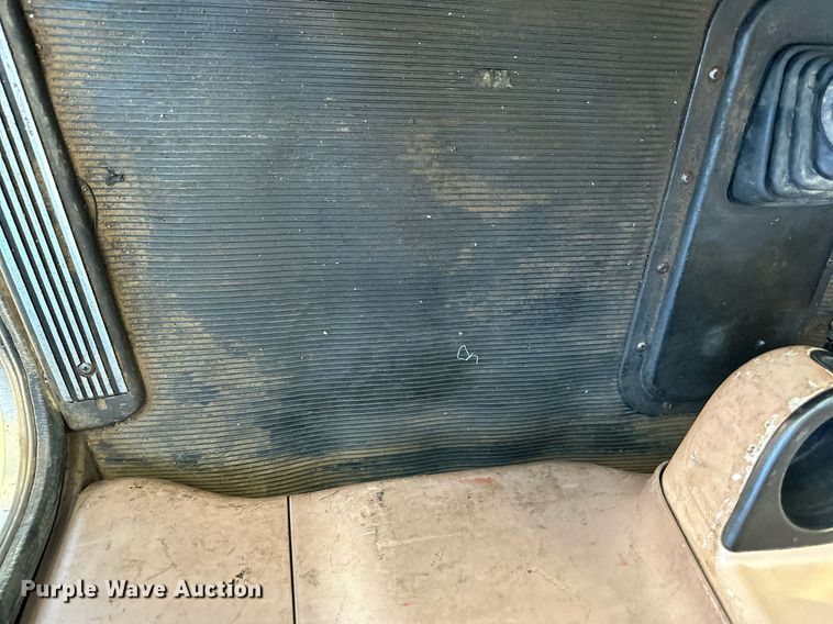 image for item OK9026 2007 Peterbilt 378  semi truck