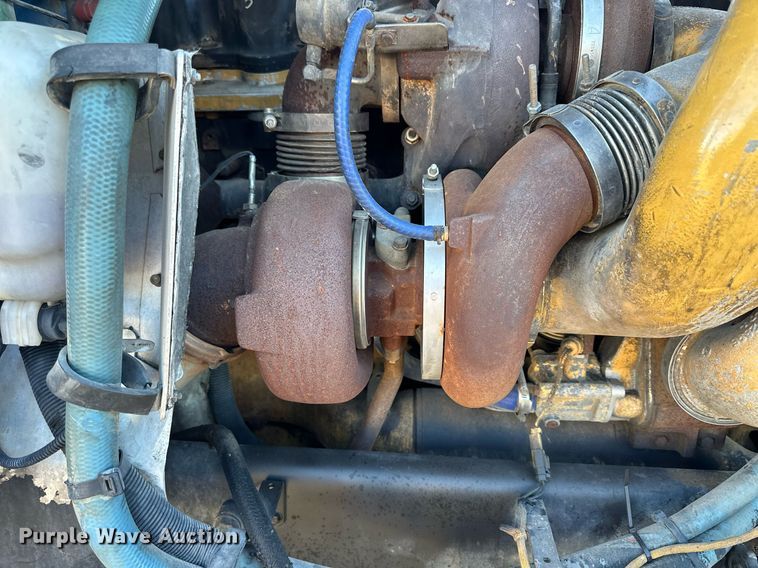 image for item OK9026 2007 Peterbilt 378  semi truck