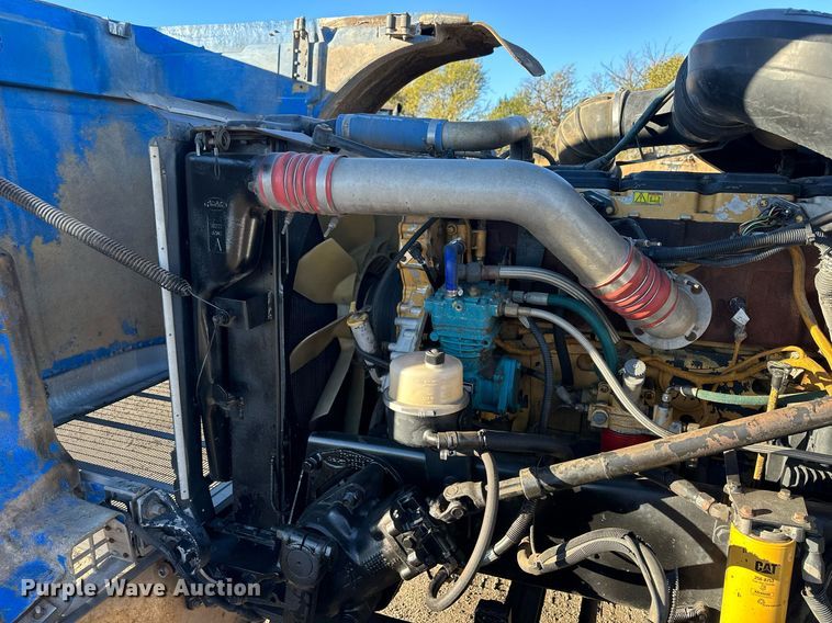 image for item OK9026 2007 Peterbilt 378  semi truck