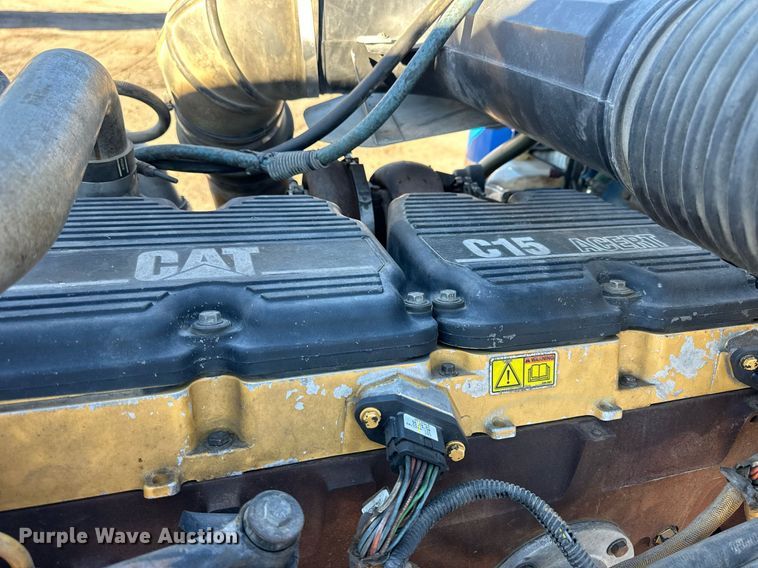 image for item OK9026 2007 Peterbilt 378  semi truck