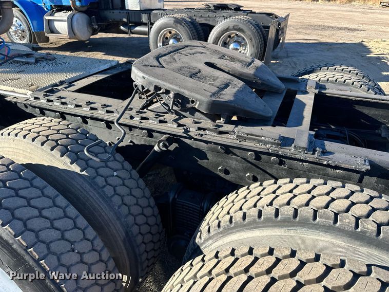 image for item OK9027 1998 Mack CH613  semi truck