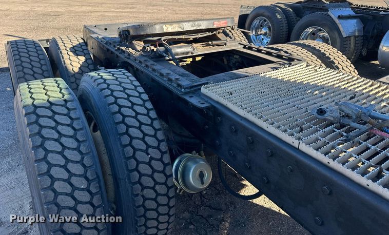 image for item OK9027 1998 Mack CH613  semi truck