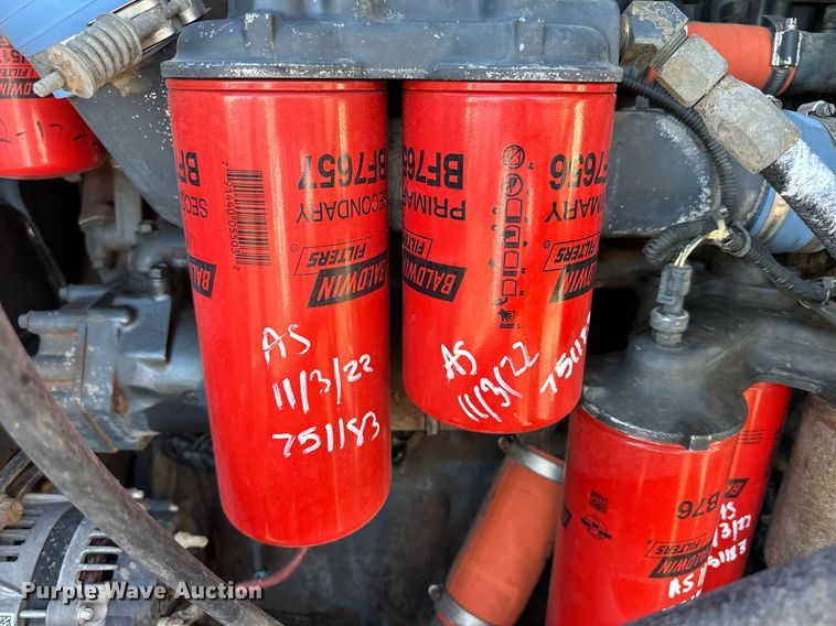 image for item OK9027 1998 Mack CH613  semi truck