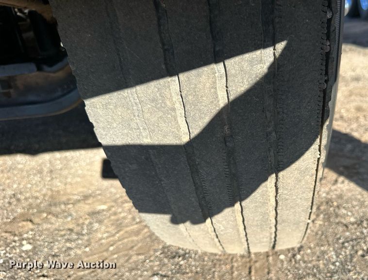 image for item OK9027 1998 Mack CH613  semi truck